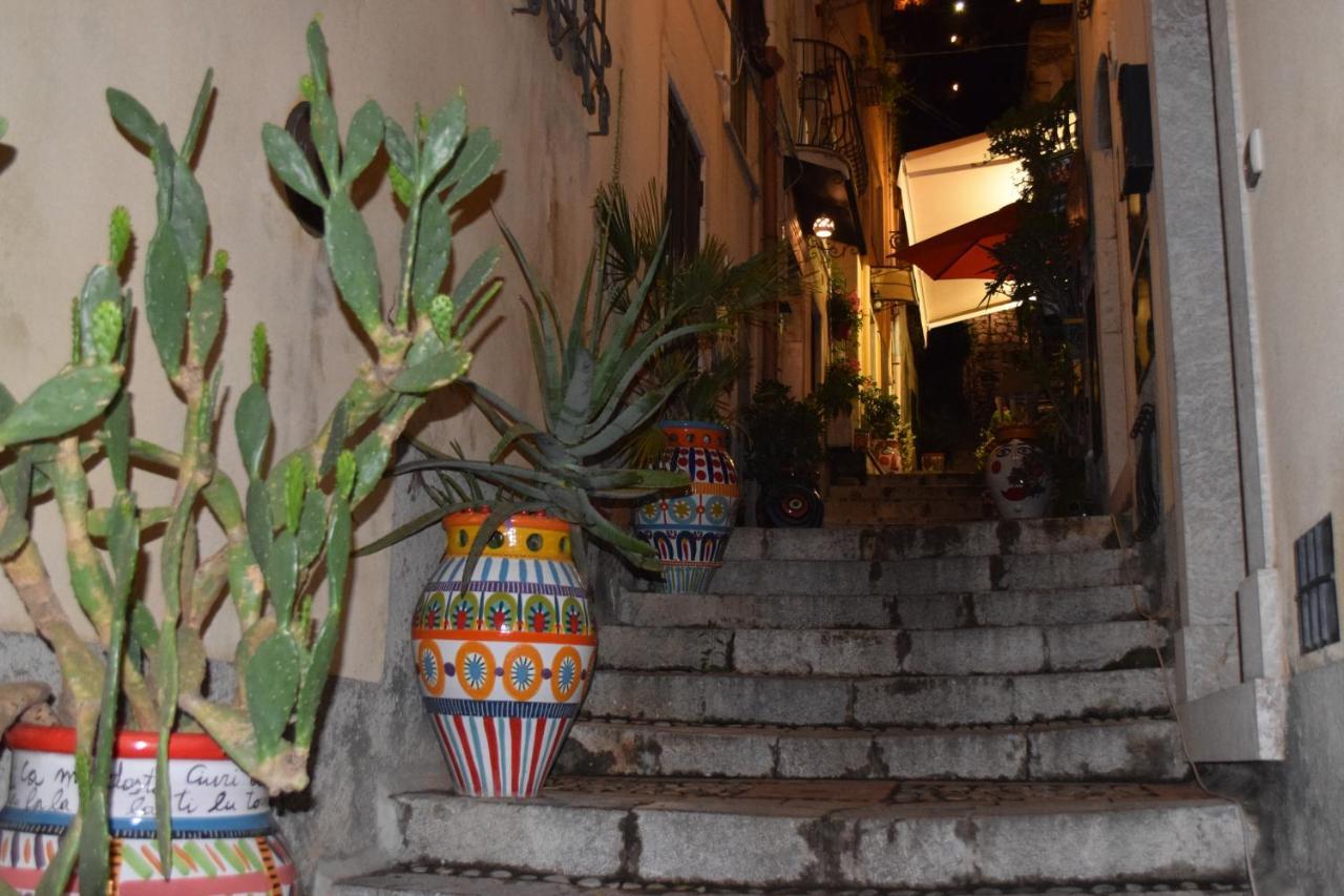 Casa Amelia - Charme In Taormina Exterior foto