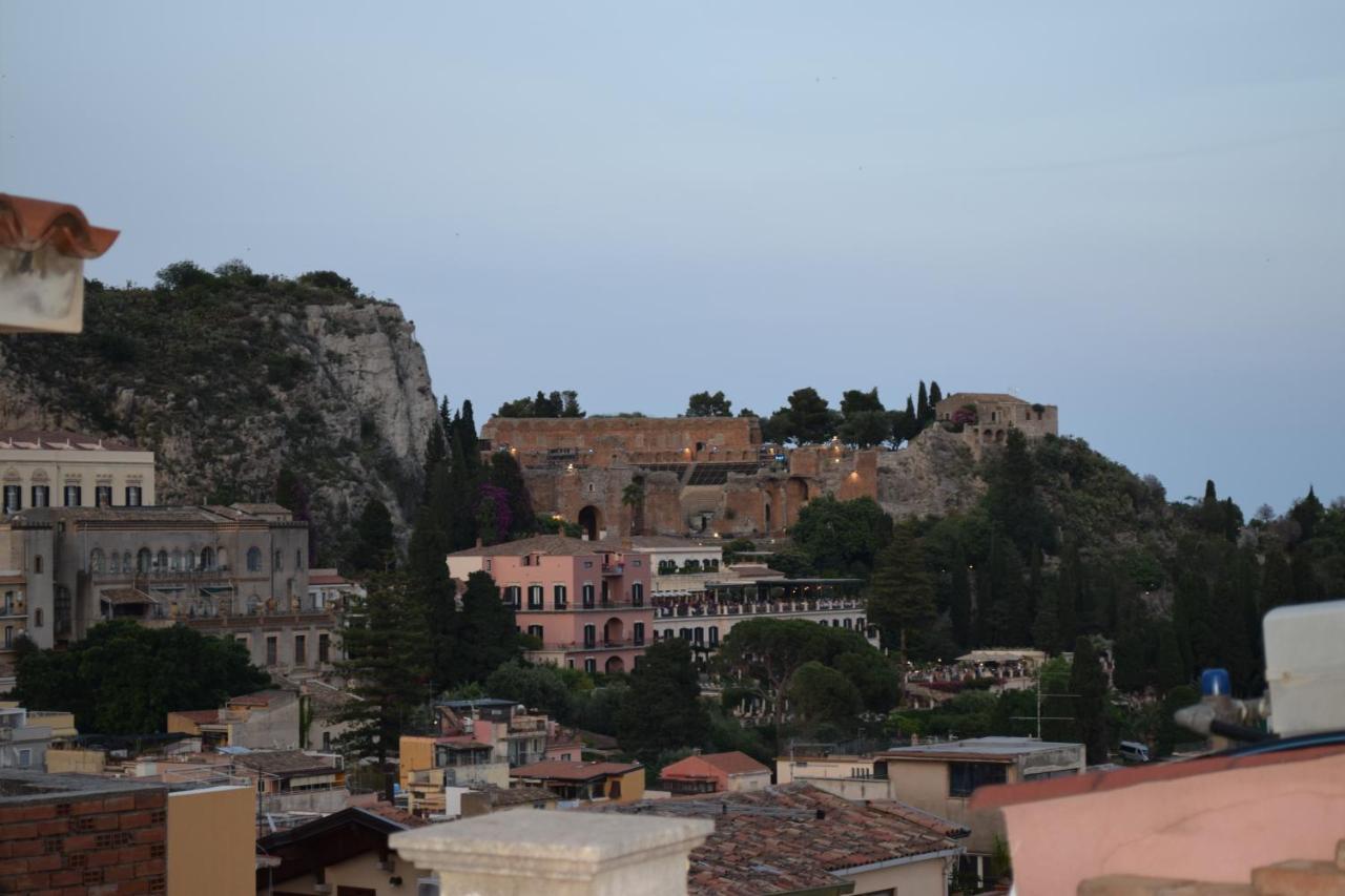 Casa Amelia - Charme In Taormina Exterior foto